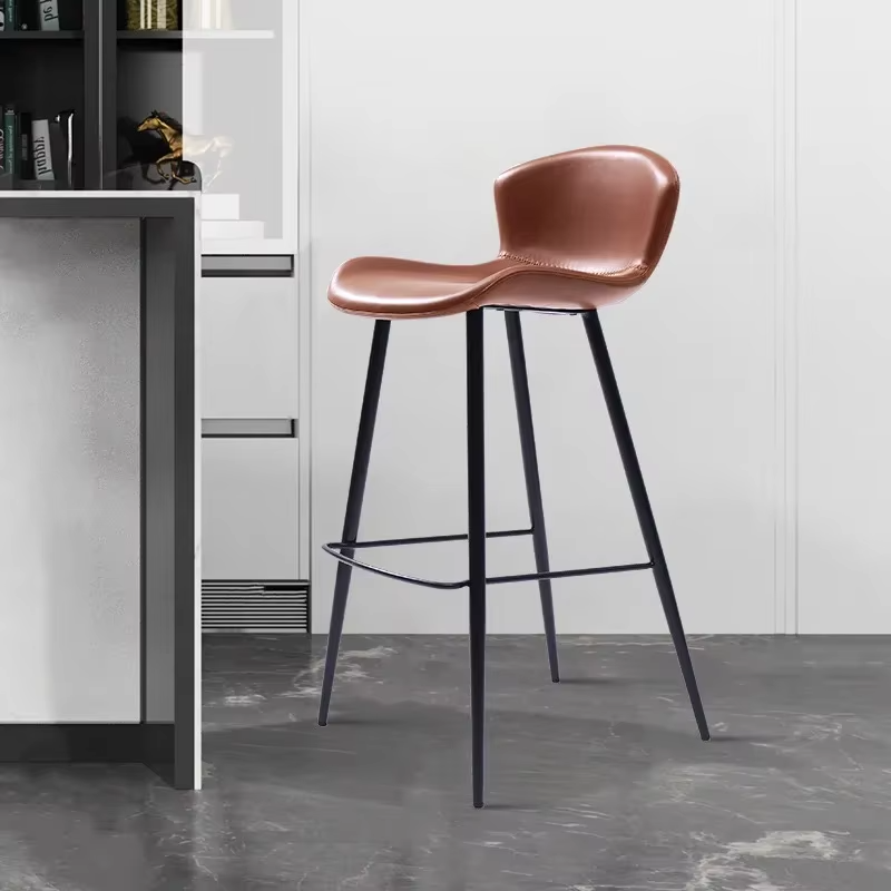 Chaises de bar minimalistes de - Home Bar Lounge avis et prix